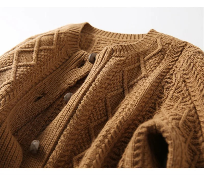 Cable-knit button cardigan