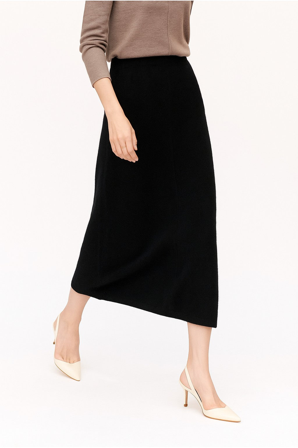 Wool knit midi skirt