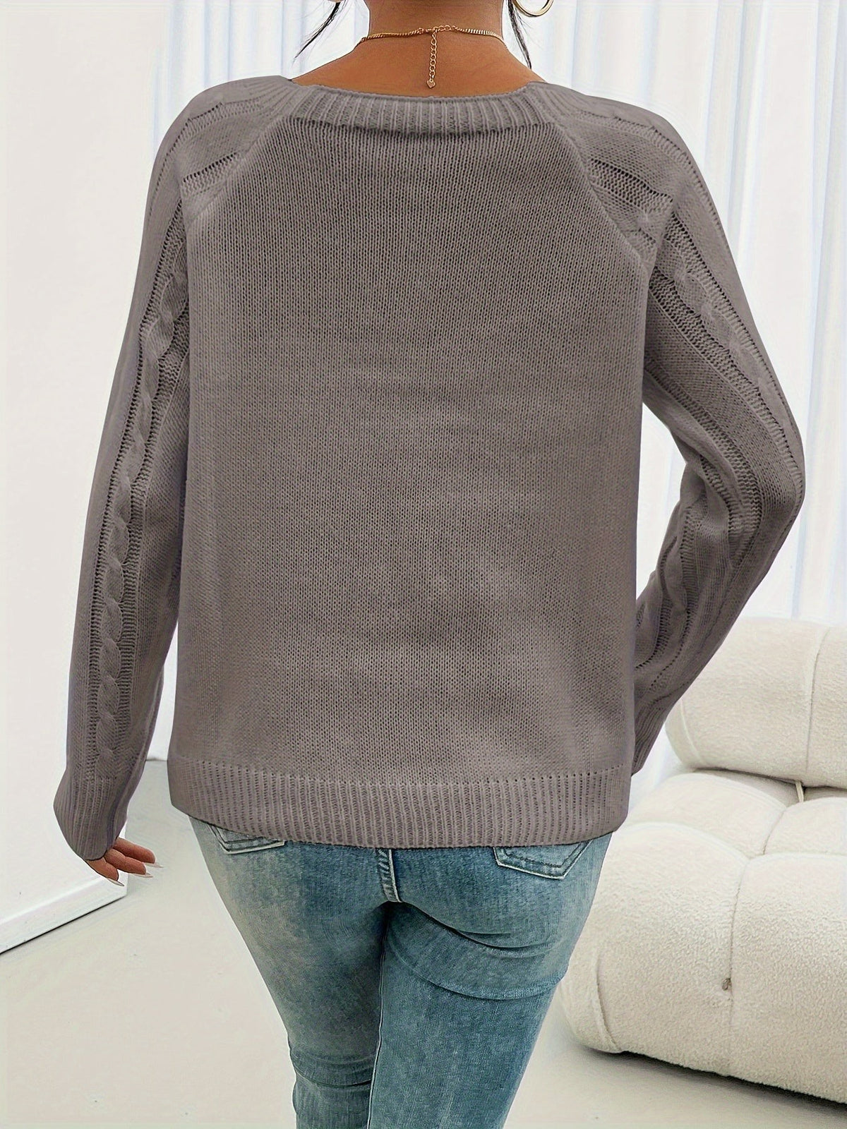 Button shoulder cable knit wool jumper