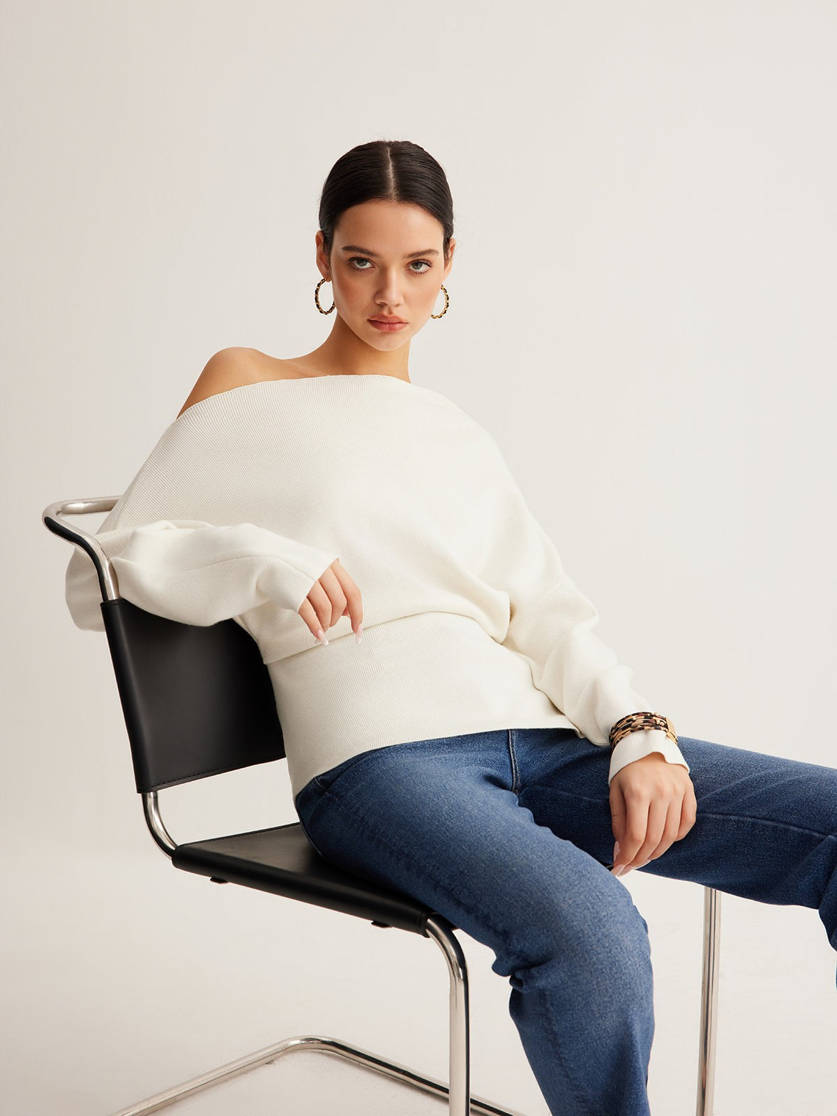 Merino wool one-shoulder jumper