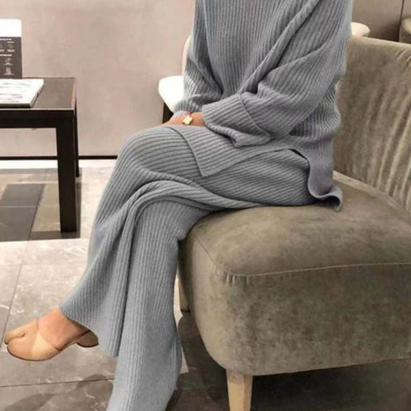 Gray ribbed jumper and trouser set