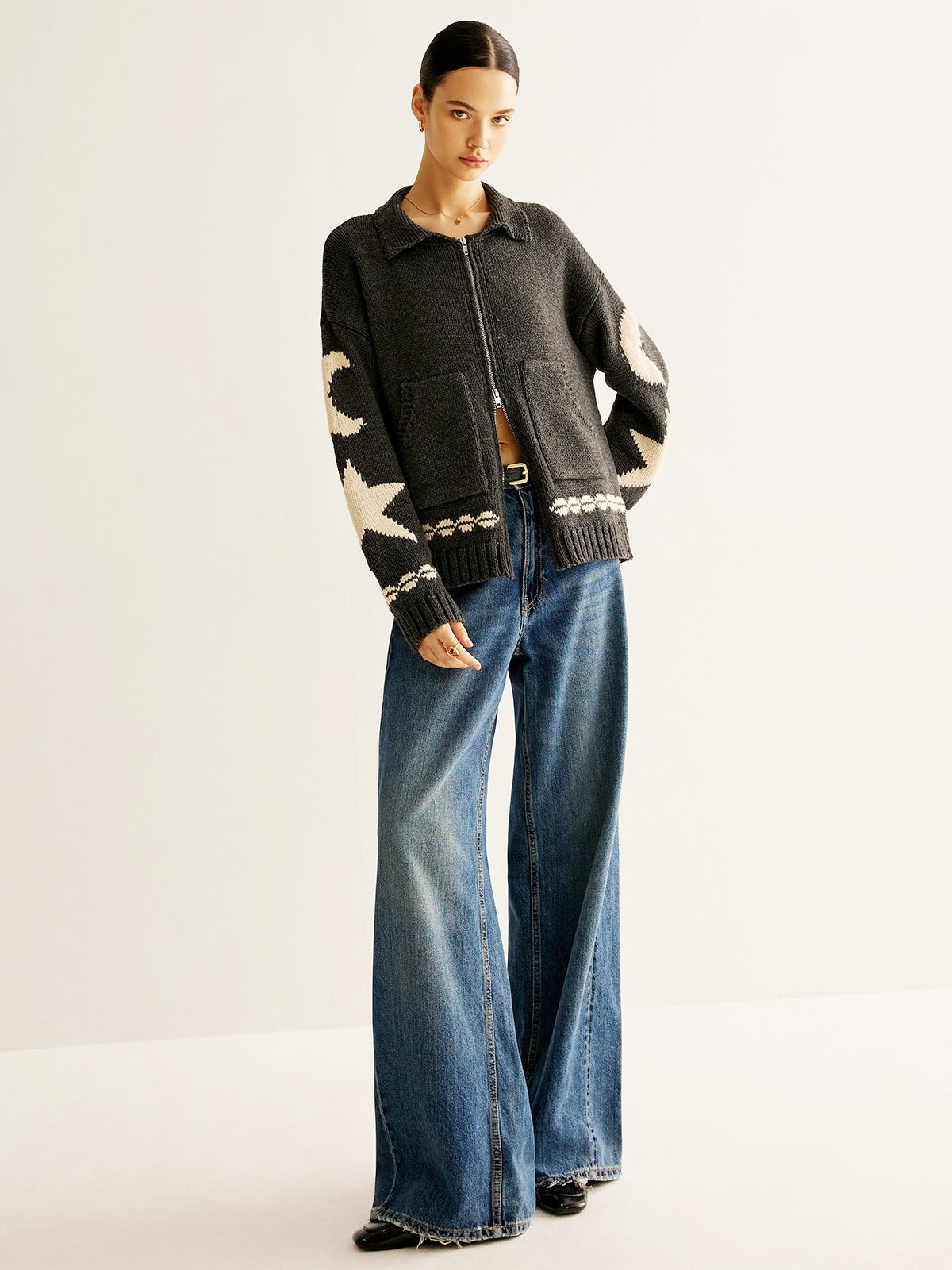 Star-motif zip-up cardigan