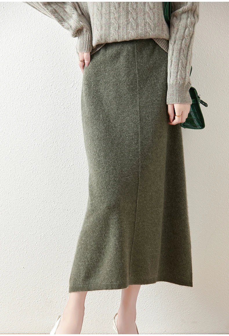 Wool knit midi skirt