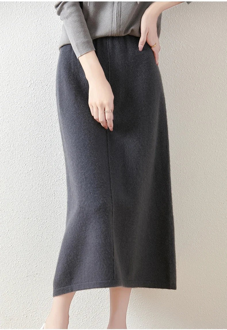 Wool knit midi skirt